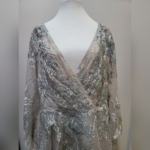 Mac Duggal EMBELLISHED WRAP OVER 3/4 SLEEVE DRESS NWOT sz 16 Platinum (20336) - Picture 6 of 7